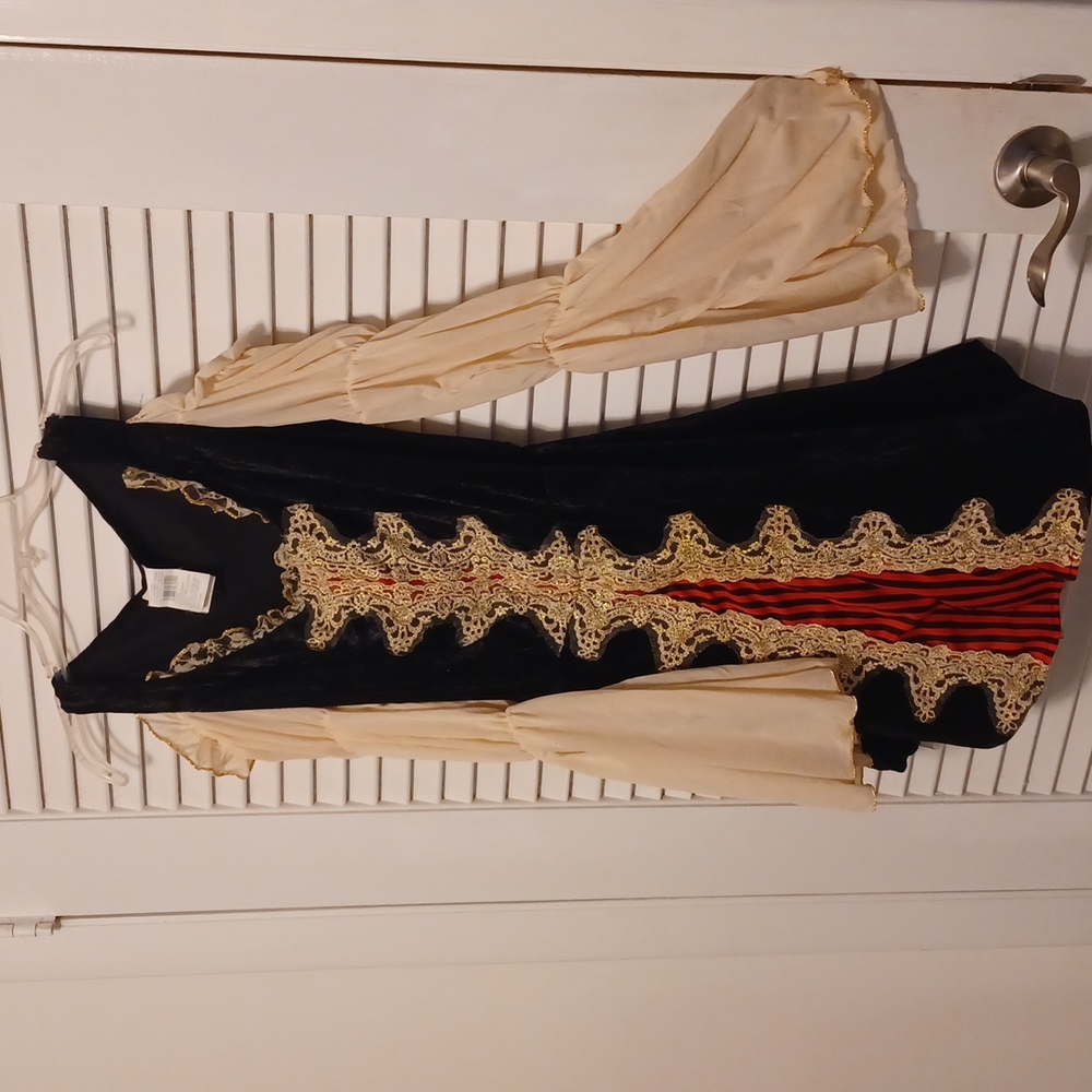 Halloween costume. Firm Price - Picture 2 of 9